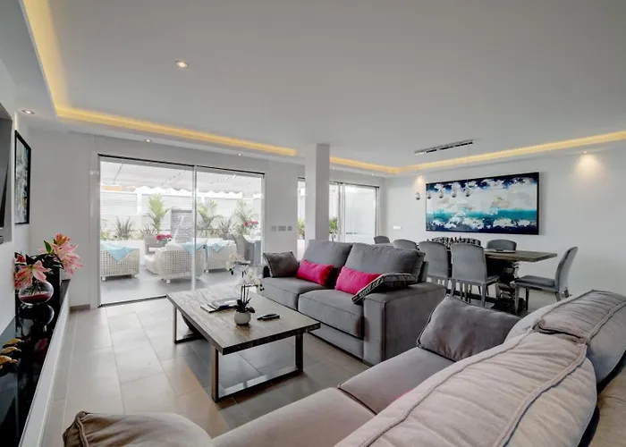Casa Luna By Finest Hébergement de vacances *